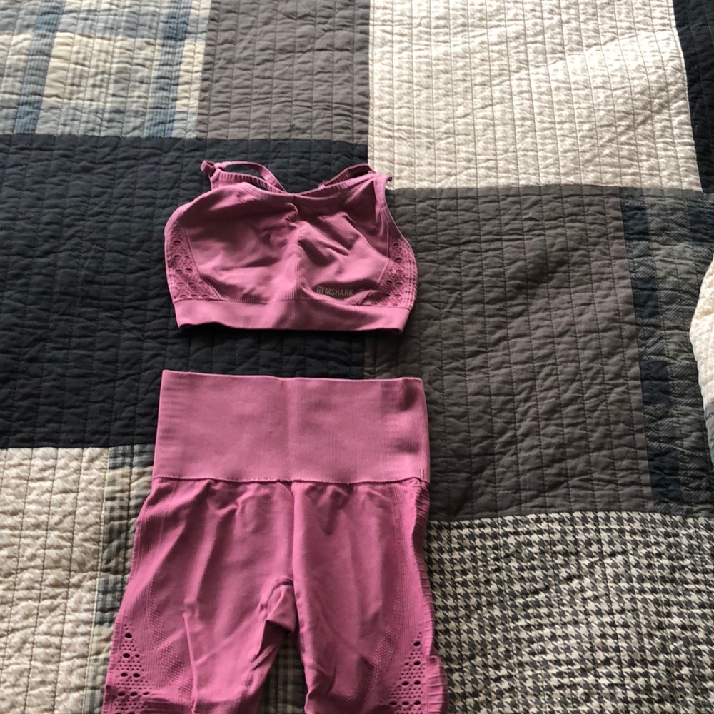 Xs small cropped leggings and small bra
